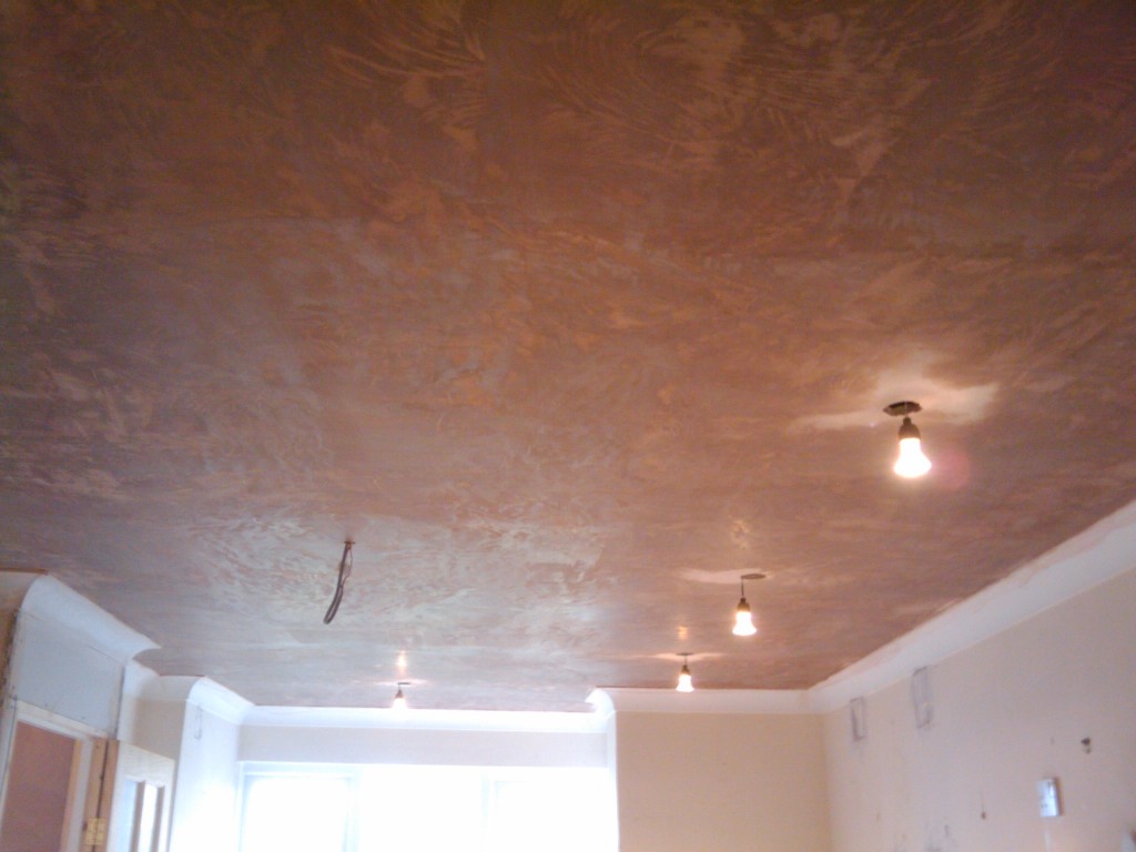 Ceiling, plastered, with lights